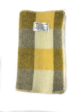 Load image into Gallery viewer, Wool Shoulder Wrap